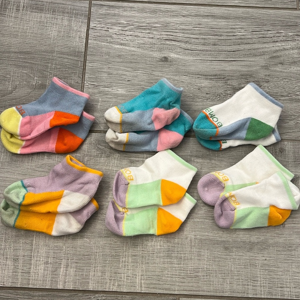 Bombas toddler socks.